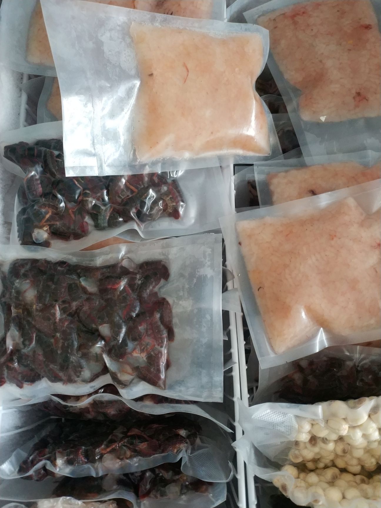 小龙虾  现剥虾尾 抽真空冷冻好发货 需要的老板详谈