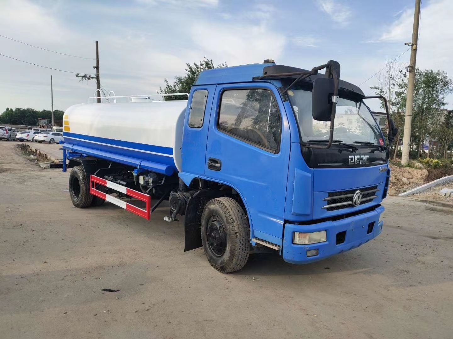  出售、二手洒水车3吨4吨5吨8吨10吨12吨20吨