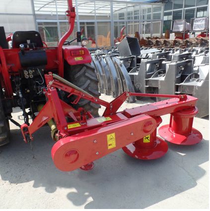  后置圆盘割草机