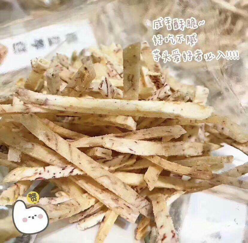 芋头干片 不同于厚实的芋头条，切成细细的芋丝口感更加酥脆，咸香不油腻