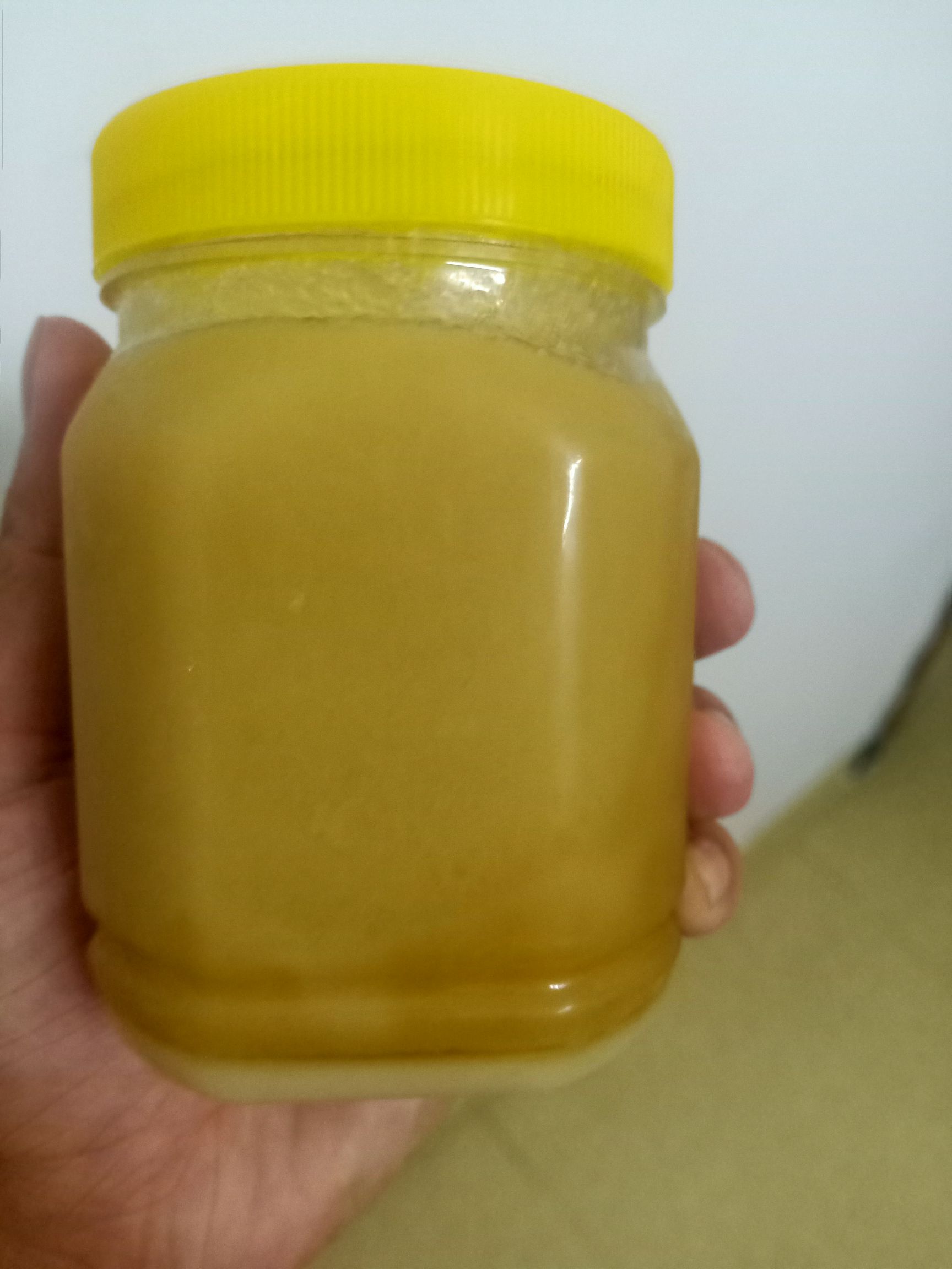 自家养的蜂蜜可以直接吃吗视频播放(自己养的蜂蜜可以保存多久)
