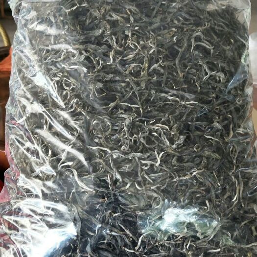 勐海县白茶 自家茶叶加工，手工茶，绿色无污染，无肥料，无农药