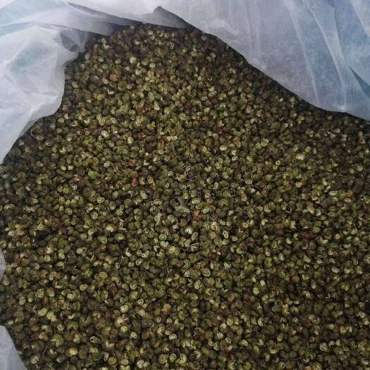 镇沅县九叶青花椒 本人有1500亩种植基地，正在上市，需要的联系，