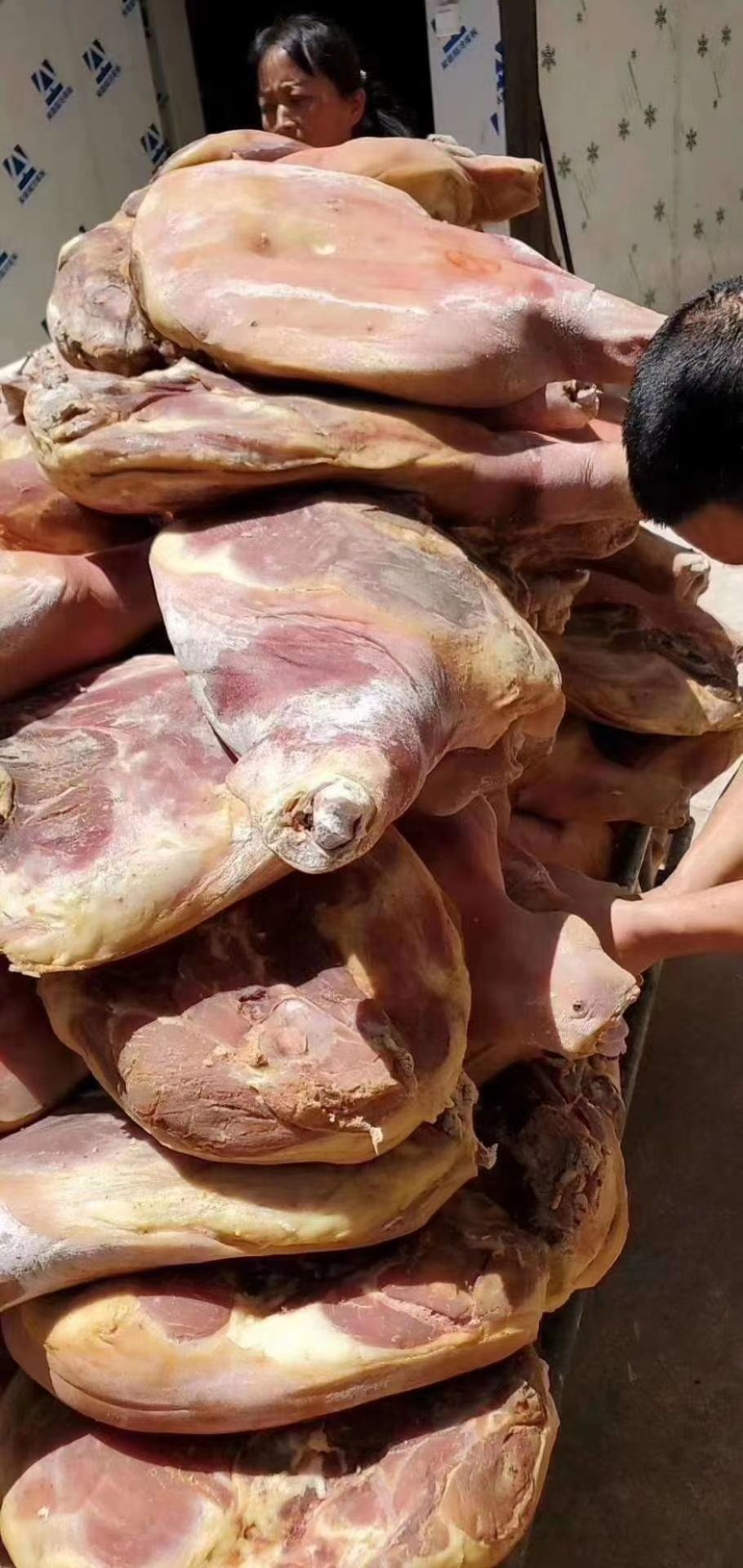  云南宣威火腿地摊暴利产品跑江湖热卖货源厂家直销一手货源