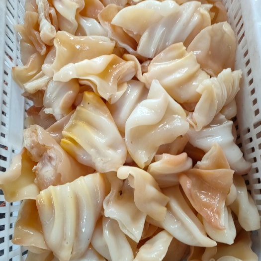 兆达畜产品公大量加工原色或酱色熟牛耳朵