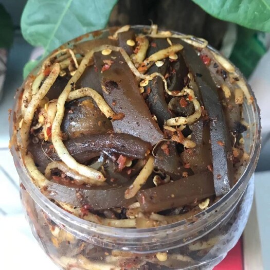 耿马县酱菜 香辣丕菜根牛皮