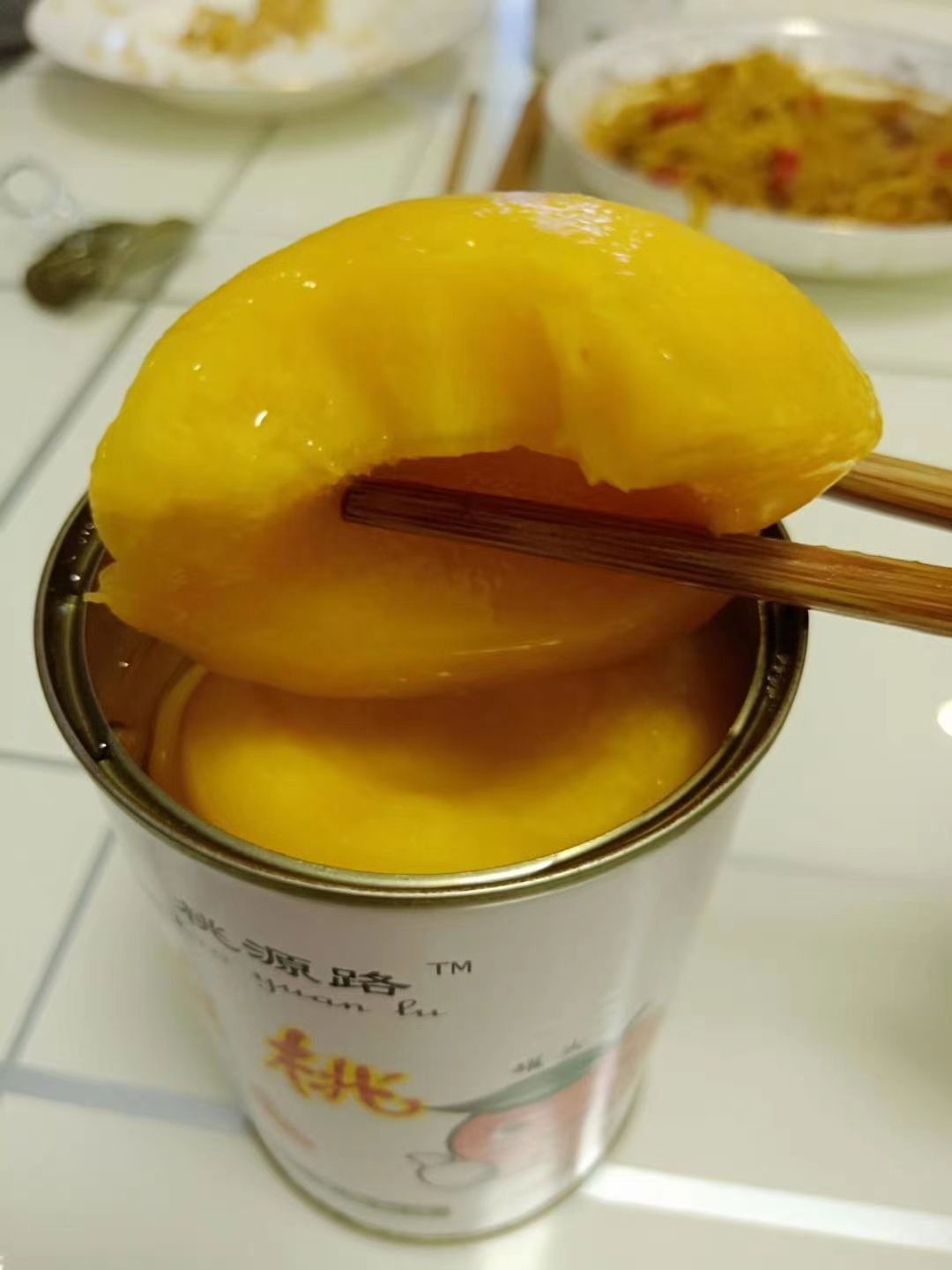  砀山黄桃罐头