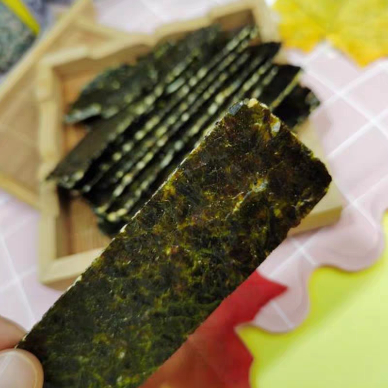  儿童零食夹心海苔脆厂家直销，高品质。