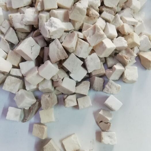 玉林原生白茯苓，手工切块，自然晒干无硫中药材