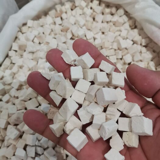 亳州土茯苓  茯苓，各种产地直销，各种规格优质茯苓，量大从优，诚