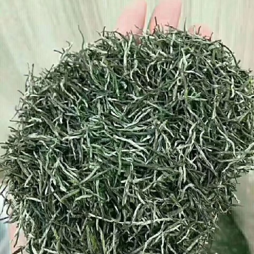 十堰高山野生茶  武当十堰圣臻茶叶，云雾缭绕的高山生长出来的茶叶回味无穷