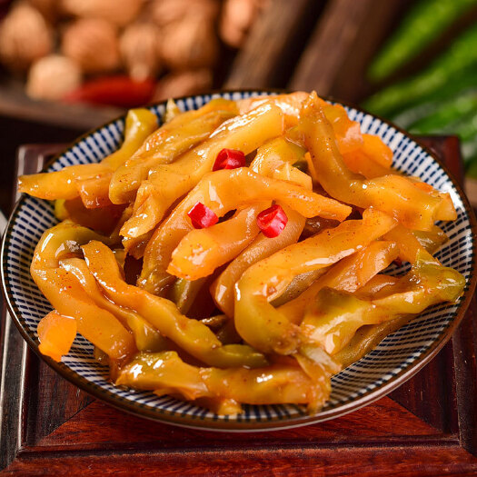 榨莱类  涪陵榨菜，一袋400克，味道巴适，价格美丽！！！