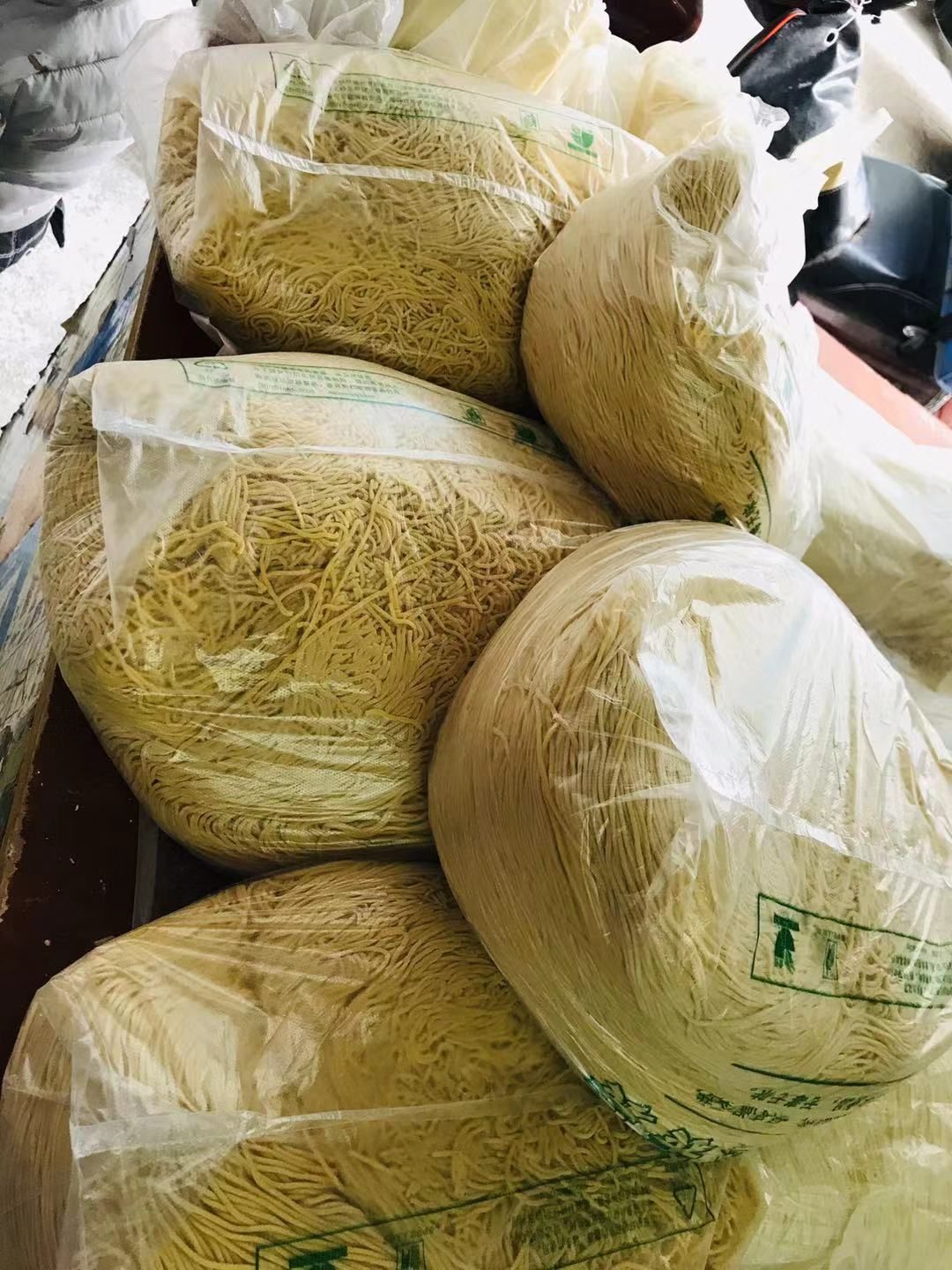  贵阳巷子鲜面条