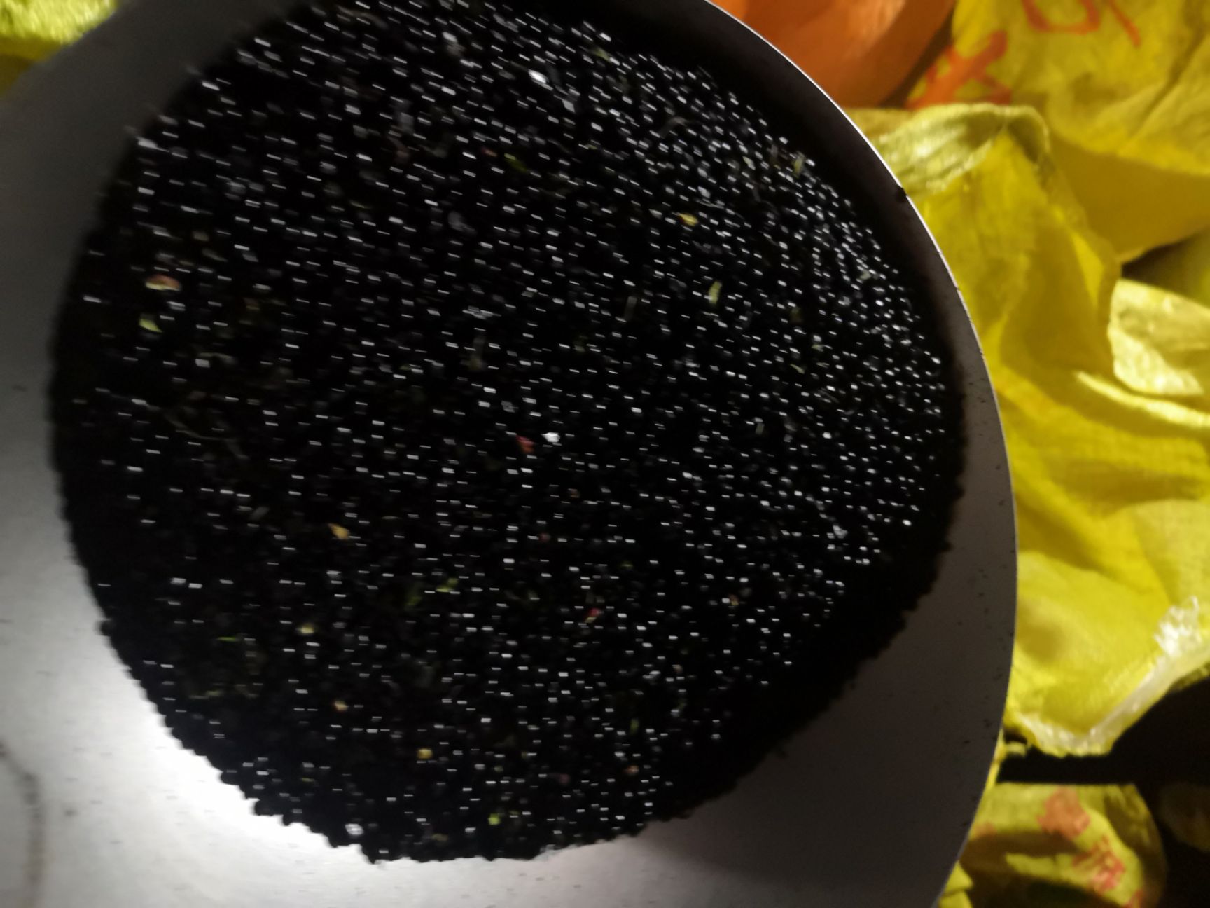 饼肥  花椒米米：育苗，饲料，提炼，有机肥级料