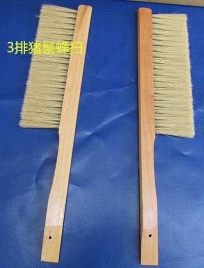 长葛市 蜂扫三排猪鬃蜂扫优质3排蜜蜂蜂刷出口品质驱蜜蜂用 蜂刷