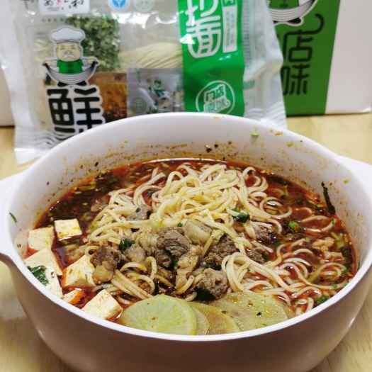  袋装速食，宁夏清真牛肉面，食用方便，口感纯正