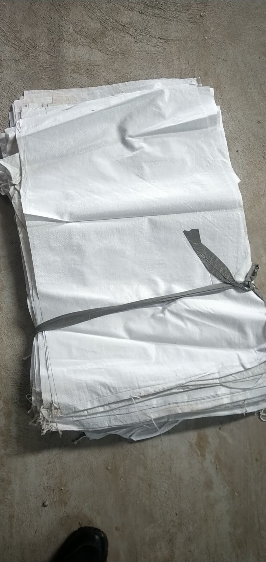  低价出售编织袋