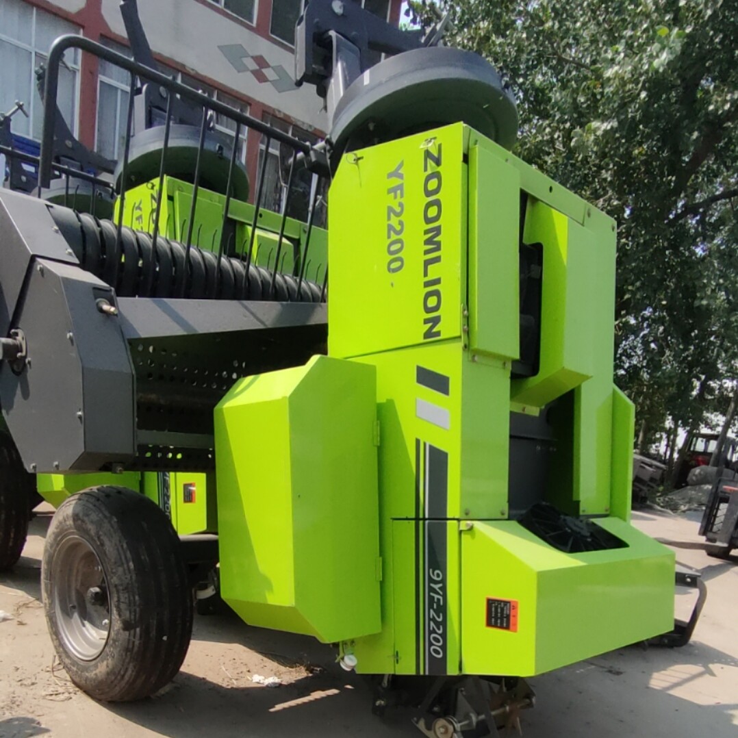 捡拾打捆机 全新中联重科2.2方捆打捆机