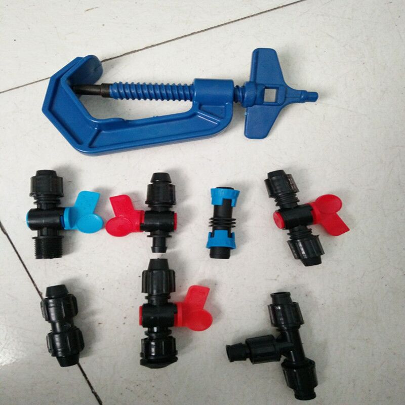 农用吊挂喷头，折射微喷头、旋转喷头、十字喷头等