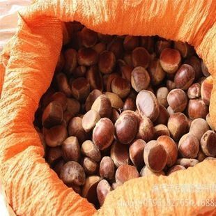 东兰县广西板栗 板栗是一种营养价值的食物，它能缓解骨质疏松、动脉硬化，