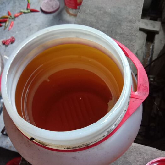 柳州山茶油  自家果园，全生态，无公害，杀草不用农药，都是割草机