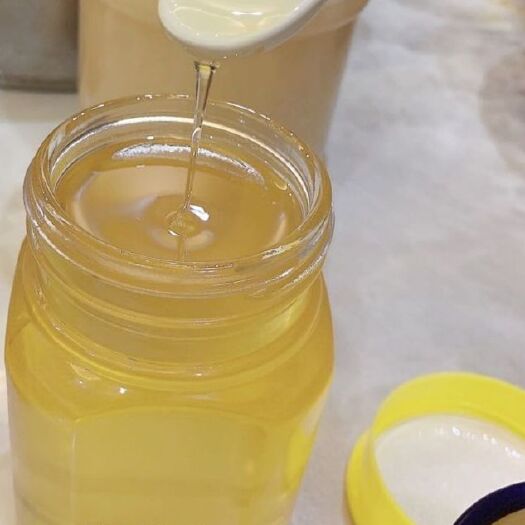 金乡县槐花蜜 蜂农自产洋槐蜜