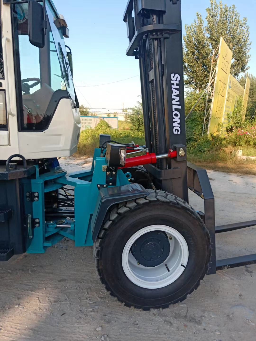 电动叉车  越野叉车四驱3吨一体式柴油内燃液压搬运车5吨6升降叉车堆高货