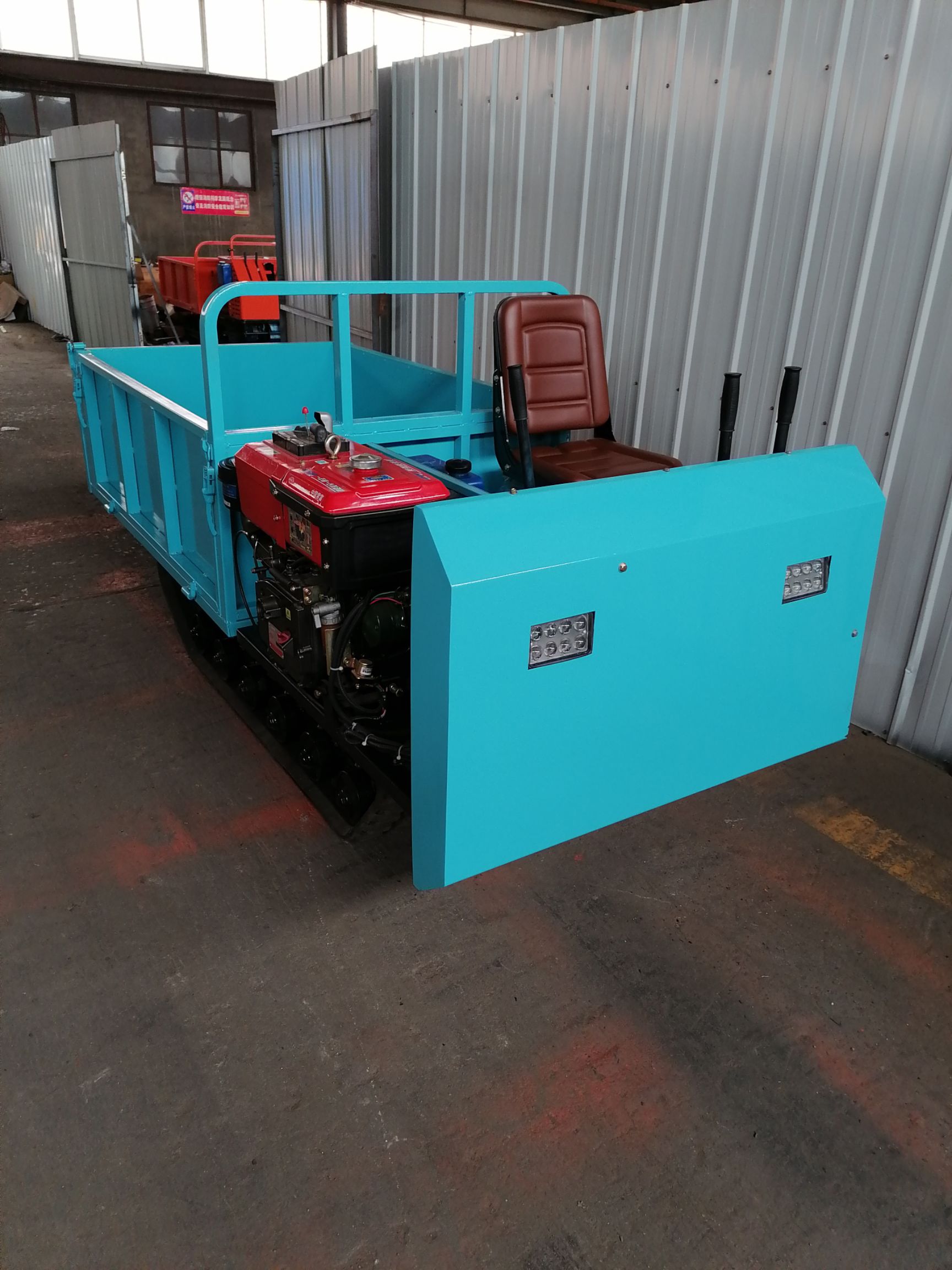 2吨爬山虎爬坡王四不像果园山地农用自卸履带运输车