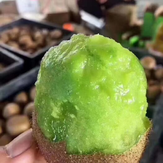 眉县海沃德猕猴桃  太白山底下的水果