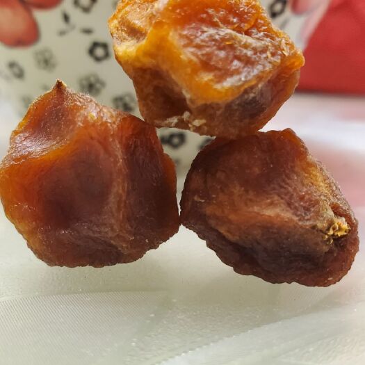 霍尔果斯杏脯  新疆树上干杏