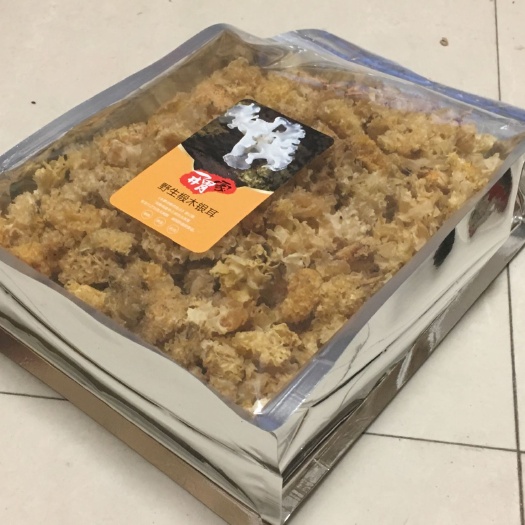 庆元县小银耳椴木银耳白木耳