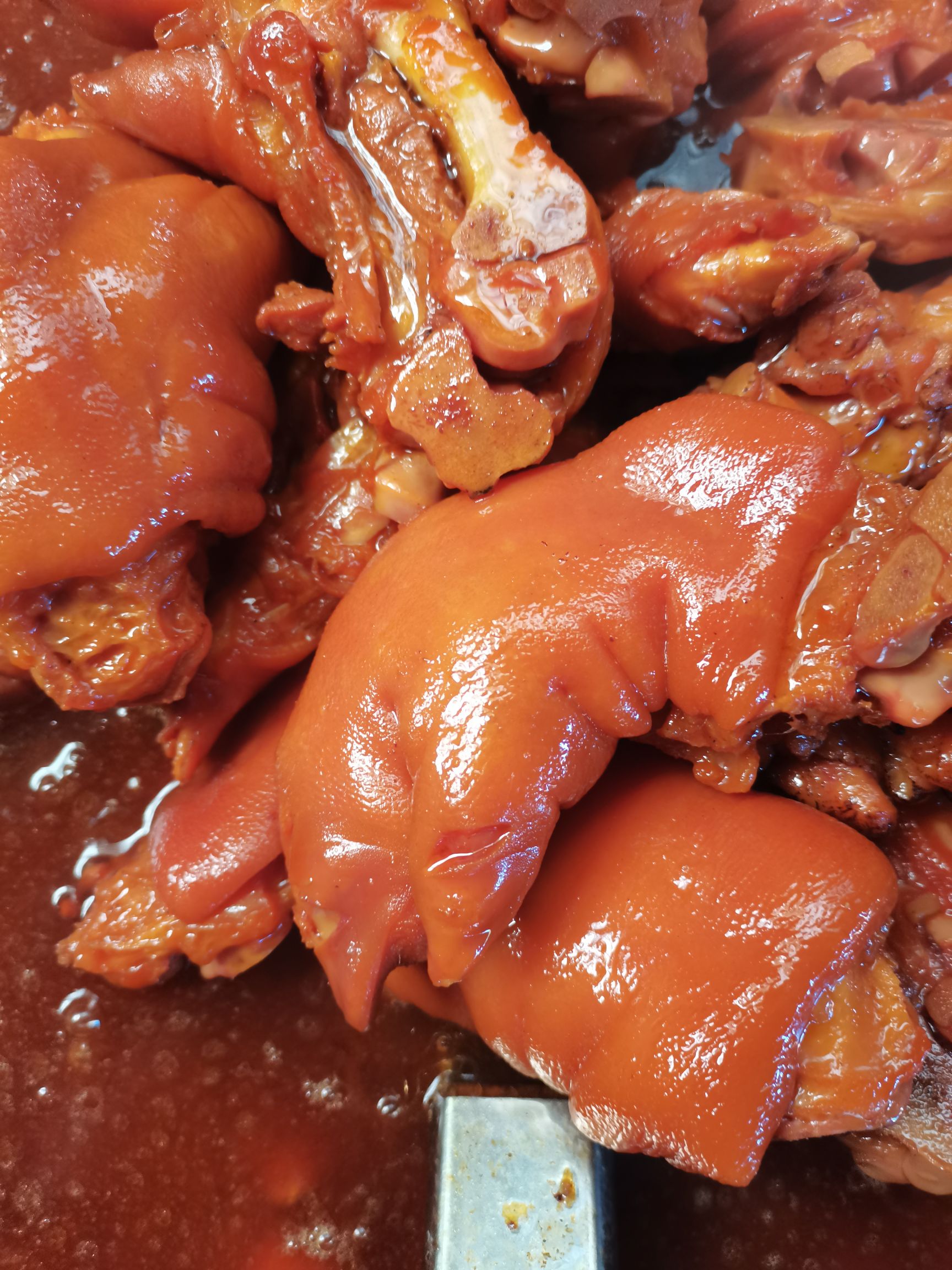 卤猪蹄  酱香，麻辣，猪半蹄