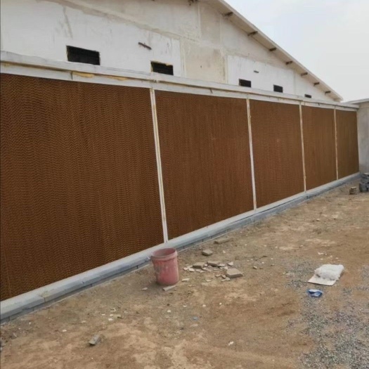 献县养殖大棚  公司全国建保温鸡棚猪棚鸭棚，材料过硬，冬暖夏凉，保温性能强