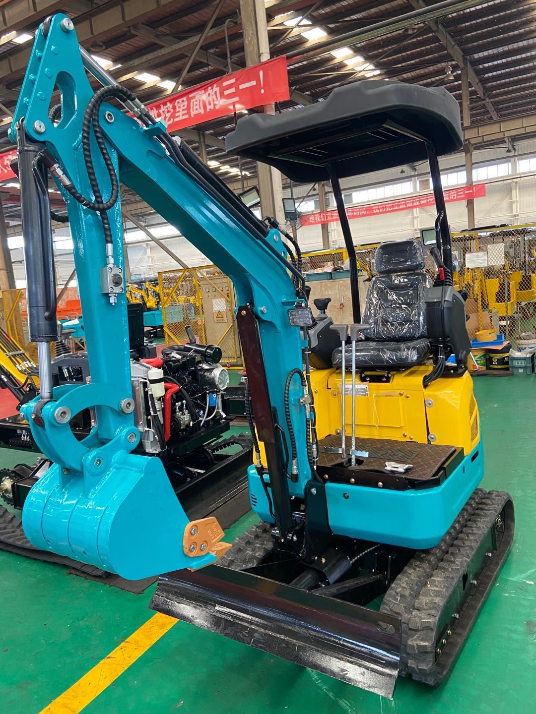 挖笋机 微型液压履带挖掘机 电缆沟挖掘机 市政工程小勾机