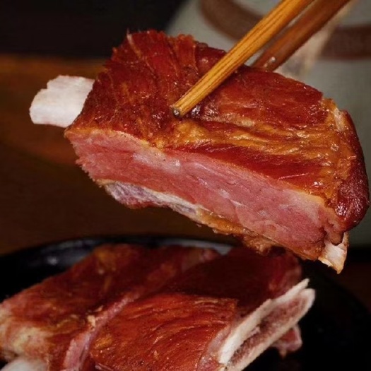恩施市 土家腊肉，腊猪蹄，腊排骨