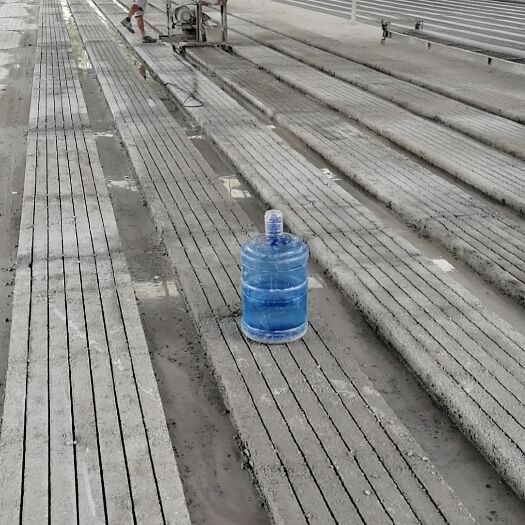 兴安县立柱  水泥！水泥柱！各种规格水泥柱大量厂家直接发货，质量有