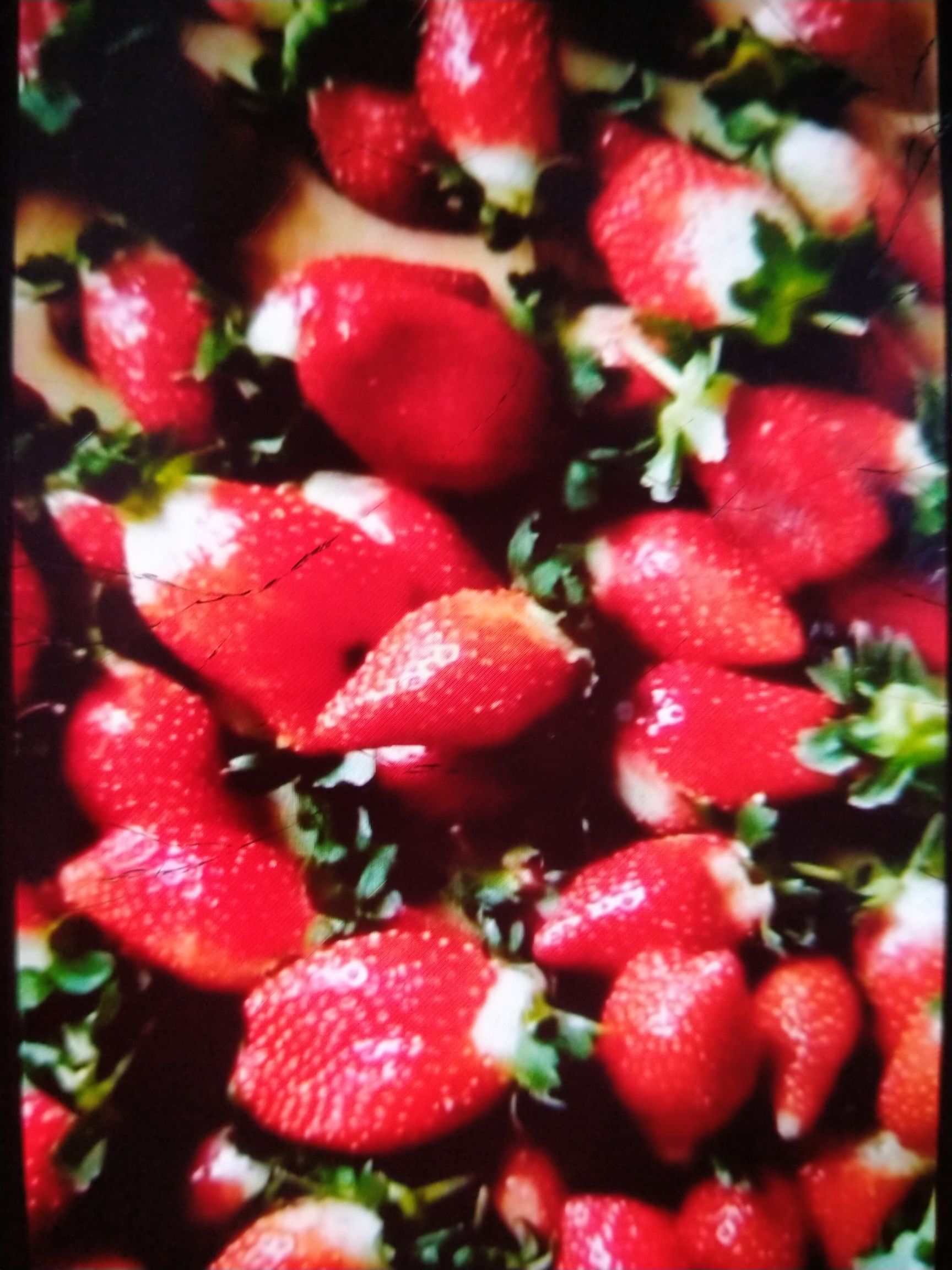 爱莎草莓草莓爱沙