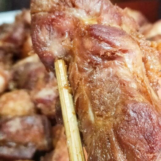 漢源特產(chǎn)壇子肉   香醇可口  肥而不膩  高山放養(yǎng)豬肉制成