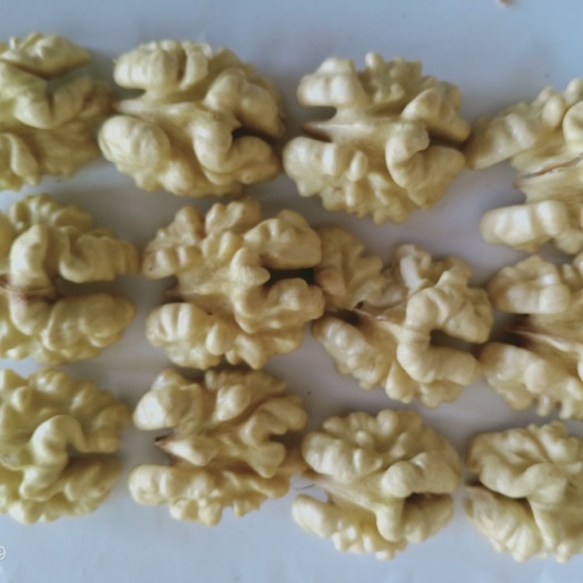 汾阳市新疆核桃 185尖白