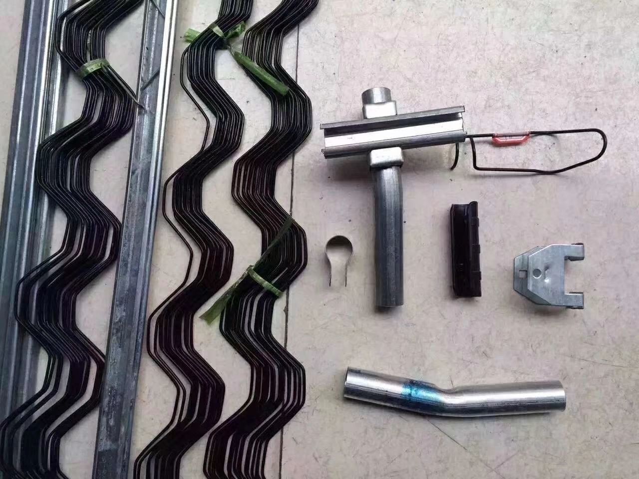 厂家直销卡槽卡簧连接片彩钢材质镀铝锌卡槽高强度不生锈