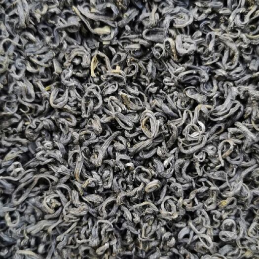雅安绞股蓝茶 晚秋浓香绿茶，外形油润，汤色通透明亮嫩度高，口感浓厚回甘