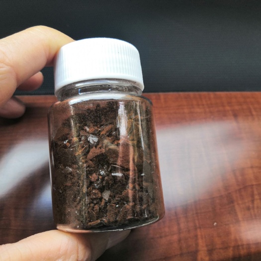 莱西市俄罗斯桦树茸  桦树茸，桦树菇，桦褐孔菌，萃晶