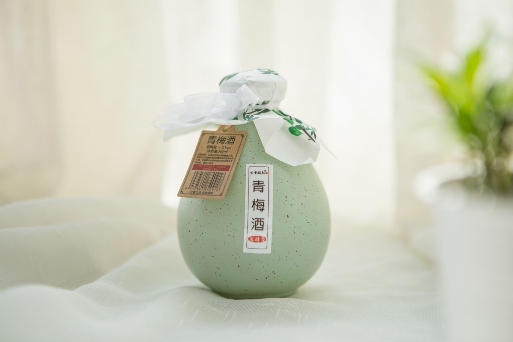 饮料果汁  勇创纯发酵花果酒，米酒  300ml坛装