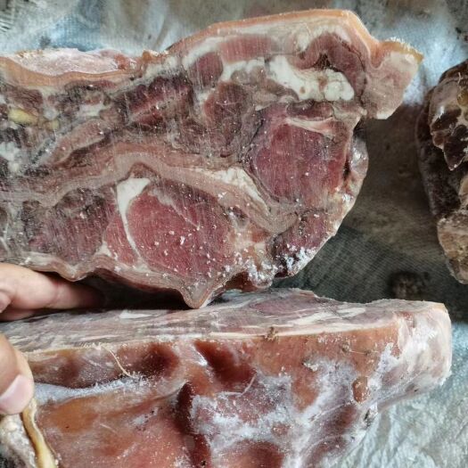 黑山羊肉    带皮羊肉，带皮熟羊肉，蒙古八分熟山羊肉