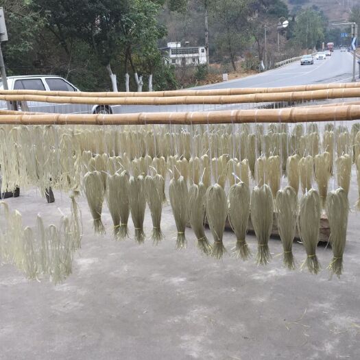 重庆市纯红薯粉皮粉丝，假一赔十，承信买卖。