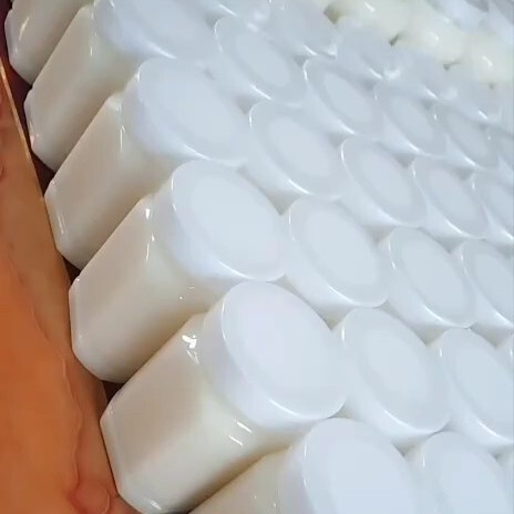 长宁县土蜂蜜  油菜花蜜！原蜜！土蜂采集！农家蜂蜜！自产自销