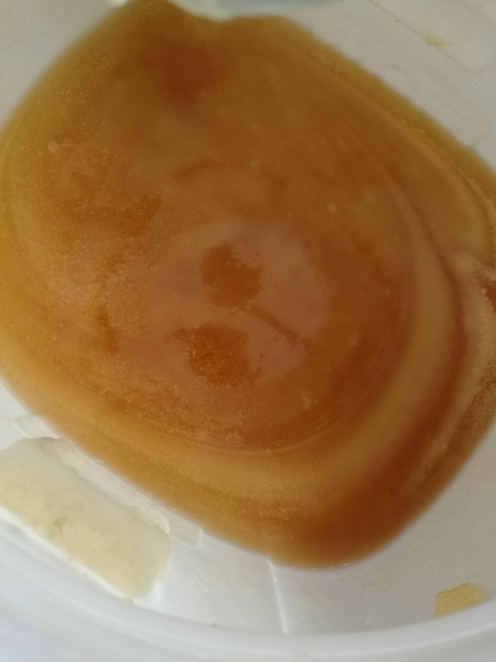 蜂蜜结晶了是不是过期了(蜂蜜结晶了是不是过期了呀)