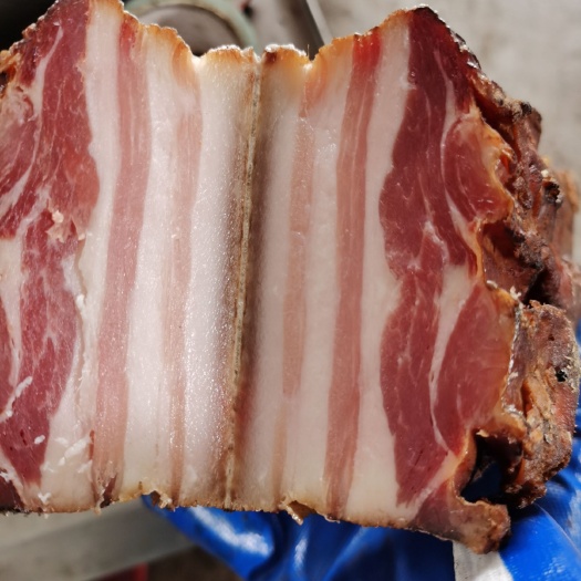 利川市香猪腊肉  精品五花