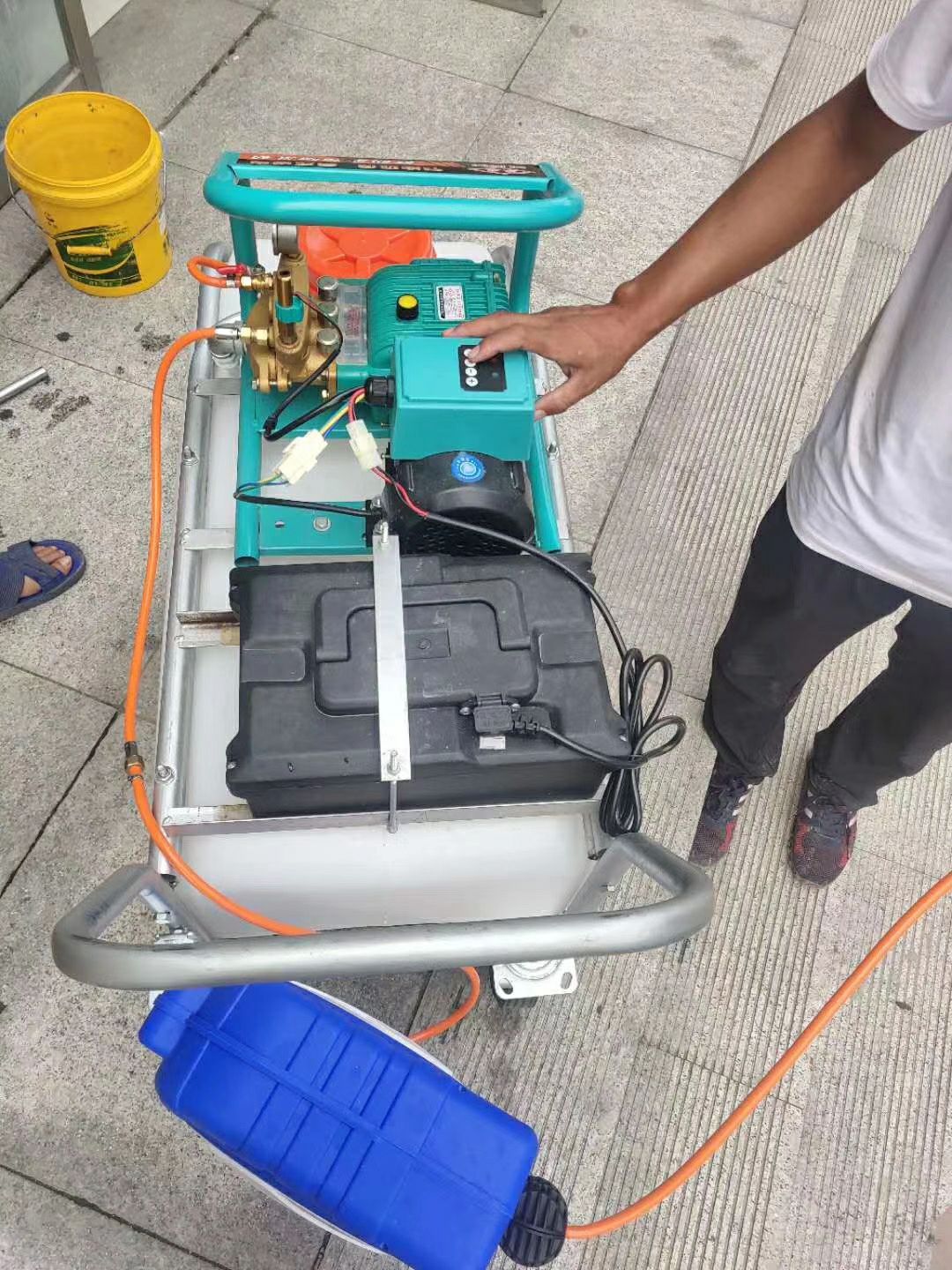 打药车  推车式电瓶打药机自动伸缩，拉管20米
