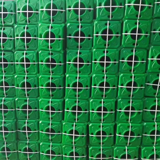 安新县黄菖蒲  生态浮岛制作，荷花苗，睡莲苗
